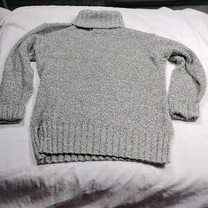 Carolyn Taylor women's turtleneck sweater size large